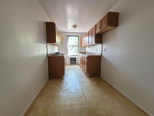 Building Photo - 2 bedroom in Bronx NY 10463