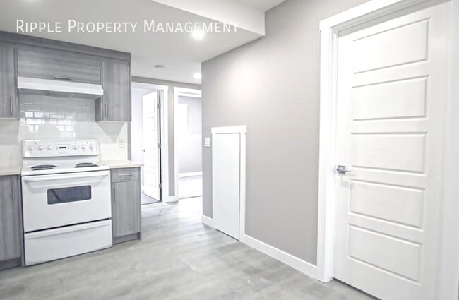 Building Photo - COZY 2-BED BASEMENT | MODERN COMFORT | MARTINDALE PARK