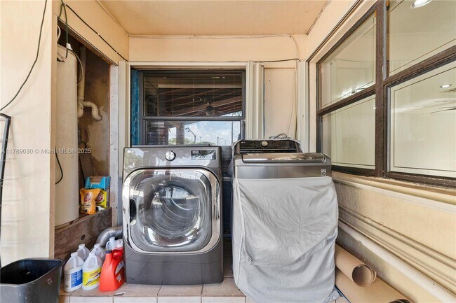 Foto del edificio - 9646 SW 151st Ave