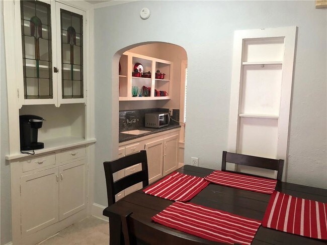 Foto del edificio - 4217 Wycliff Ave
