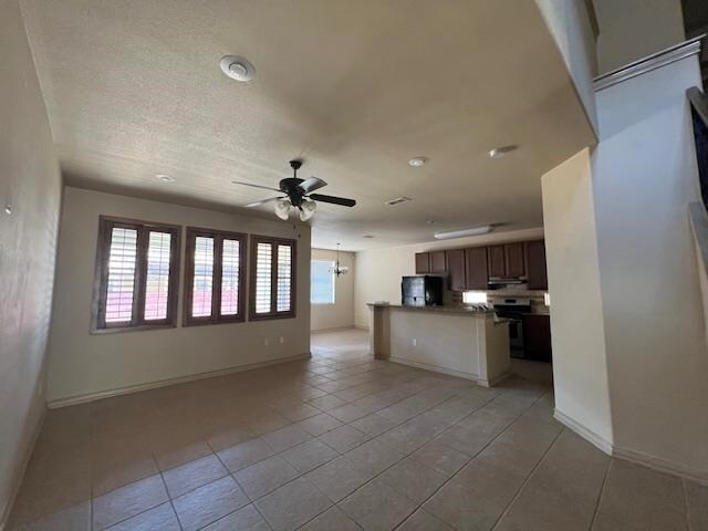Foto del edificio - 9813 Sandhill Dr