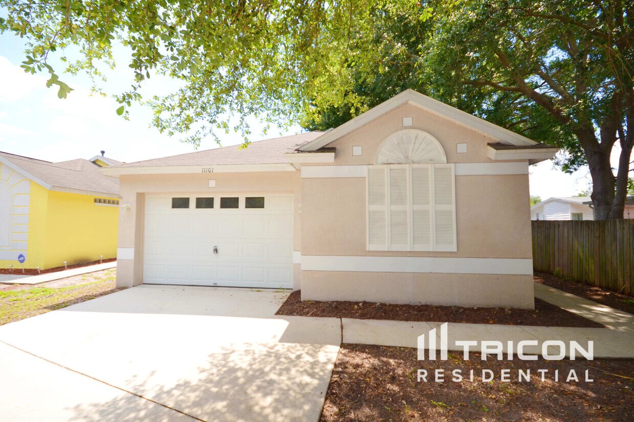Foto principal - 11101 Robin Lake Ct