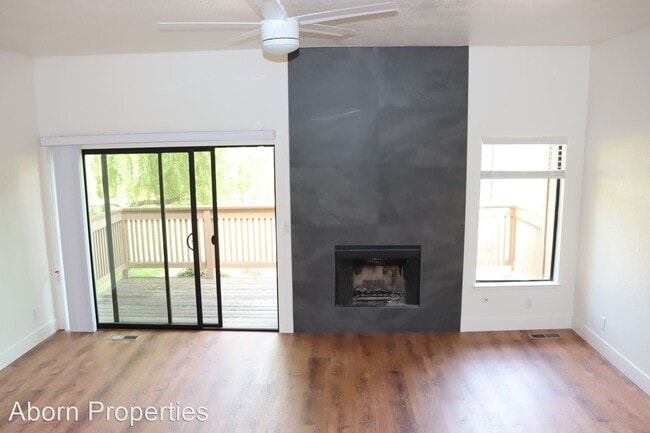 Building Photo - 2 br, 2 bath House - 120 La Quebrada Way