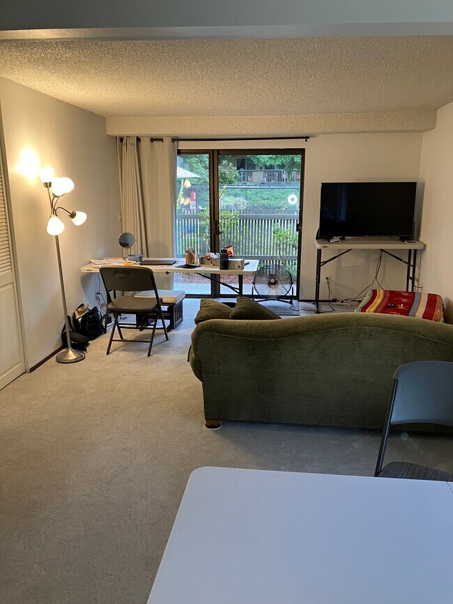 Foto del edificio - 1420 153rd Ave NE