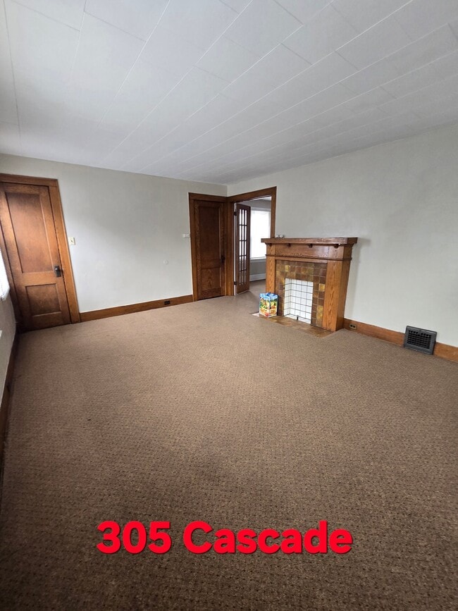 Building Photo - 305 Cascade St