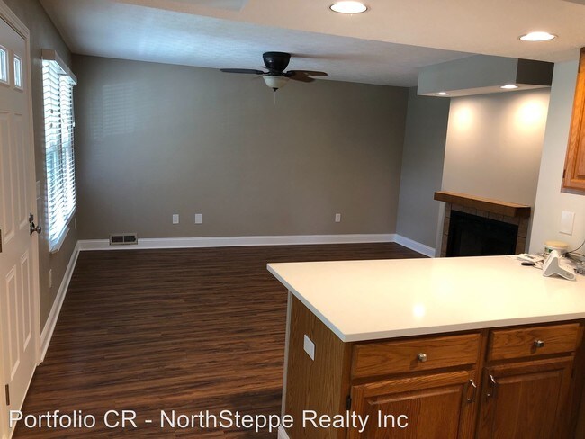 Building Photo - 4 br, 2 bath Apartment - 322 E 18th Ave