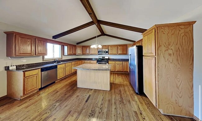 Foto del edificio - 11415 W 167th St