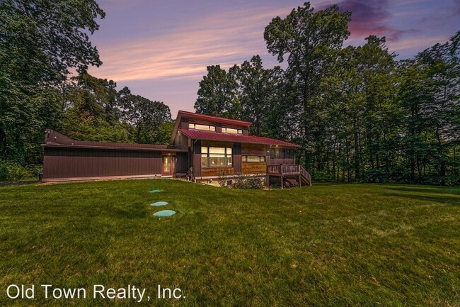Building Photo - 4 br, 3 bath House - 7341 S. Green Hills D...