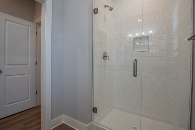 Building Photo - 953 S Waxflower Ave