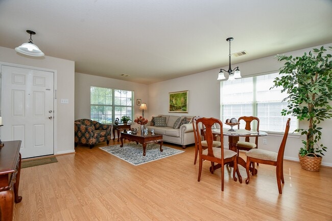 Foto del edificio - 18114 Waverly Hollow Ln
