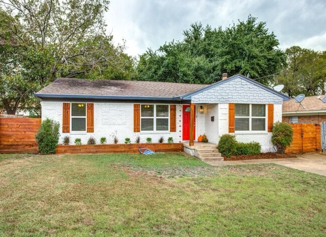 Building Photo - 9911 Ferguson Rd