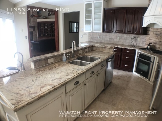 Foto del edificio - 6BD/5BA Gorgeous home in Sandy