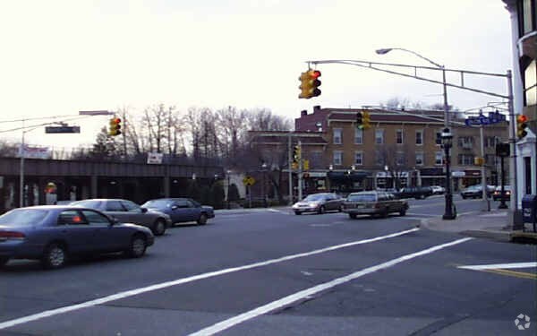  - 13-15 N Union Ave