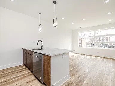Foto del edificio - 6621 S Evans Ave