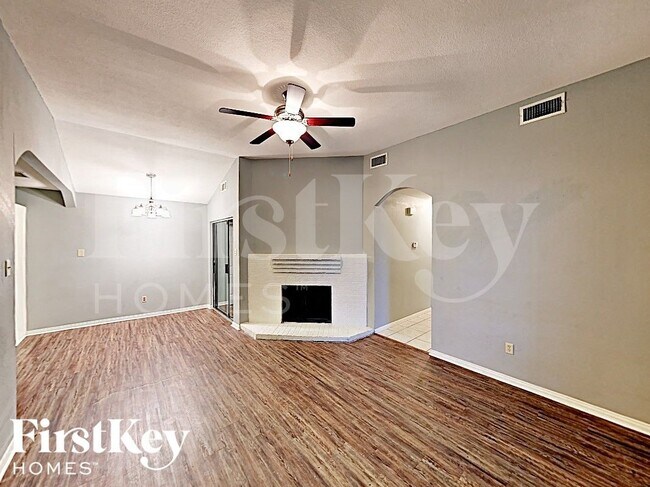 Building Photo - 503 Benedict Ln