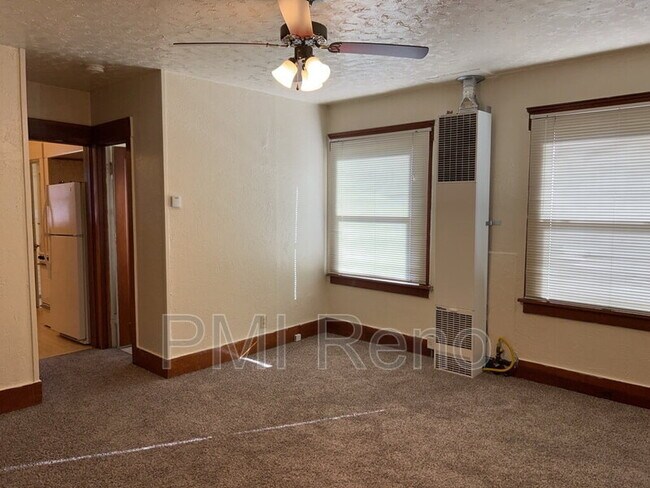 Foto del edificio - 49 W Taylor St