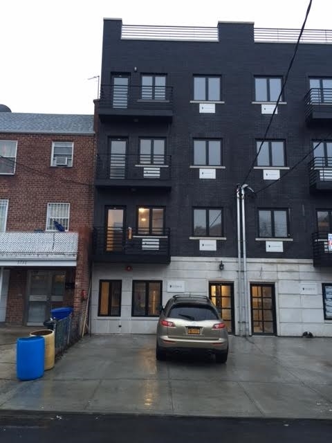 5734 Granger St - 57-32 Granger St