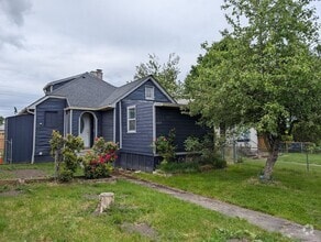 Building Photo - 1122 Warren Ave