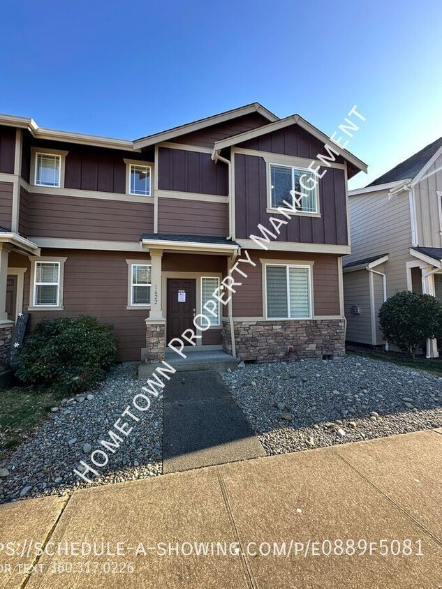 Foto principal - 4 Bdrm Townhouse in Olympia Schools-- Avai...