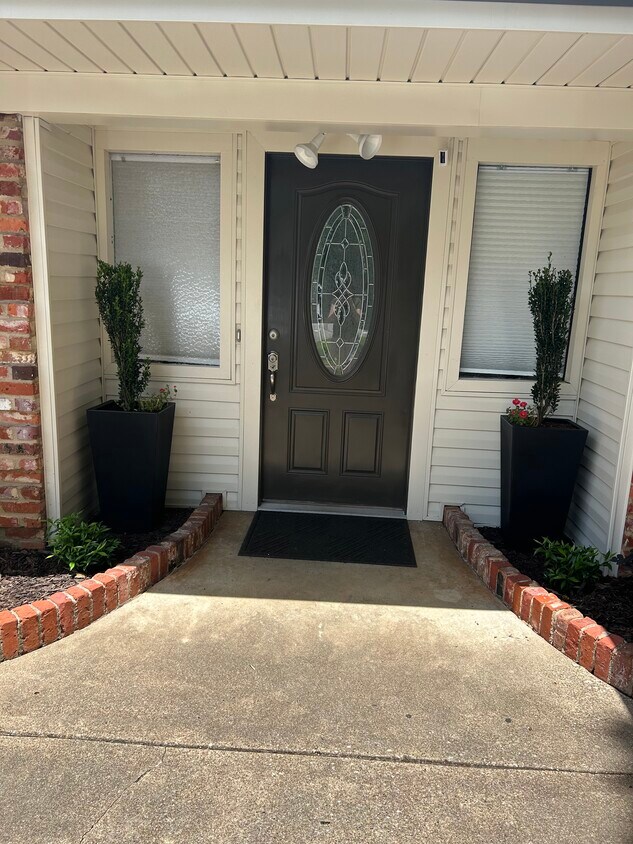 Foto principal - 2812 Anita Ln