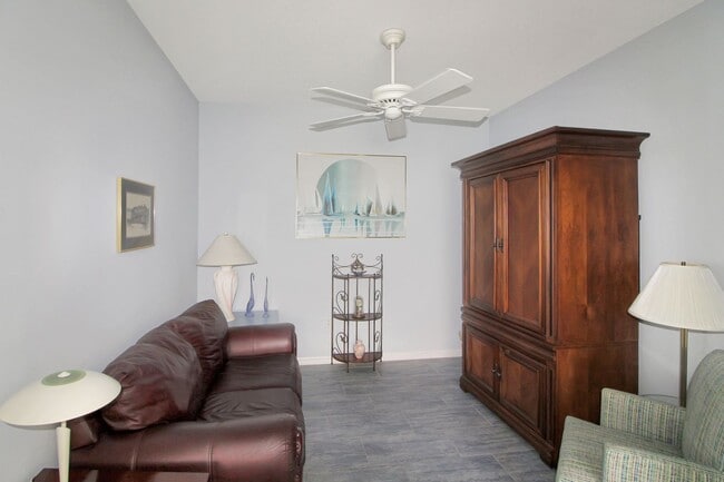 Building Photo - 1863 San Trovaso Way
