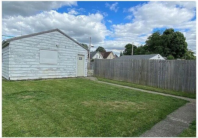 Foto del edificio - 223 Valleywood Dr