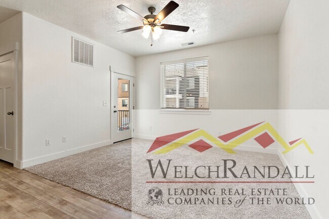 Foto del edificio - Stylish Vineyard Condo – 3 Beds, 2 Baths, ...