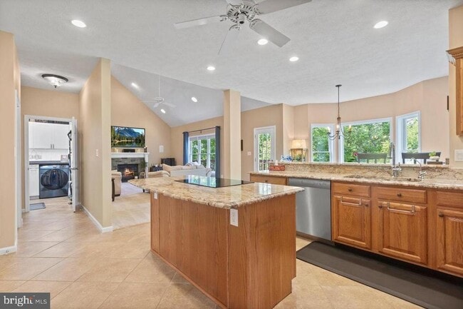 Foto del edificio - 22388 Deerpath Ct