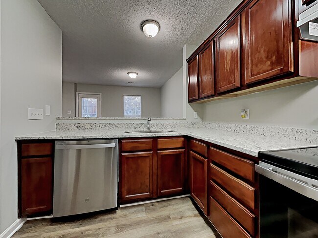 Foto del edificio - 9017 Shenington Pl
