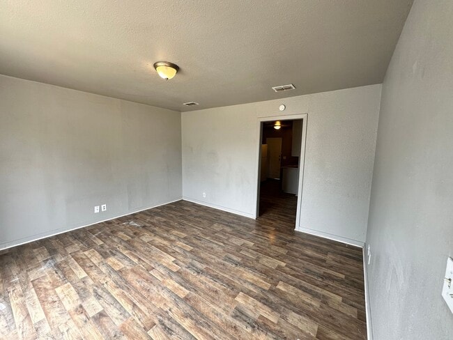 Foto del edificio - 3 Bedroom 1 Bathroom in Central Amarillo