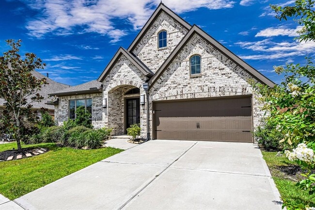 Building Photo - 7327 Camden Crestwood Way