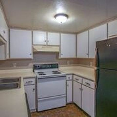 Foto del edificio - 900 NW 105th St