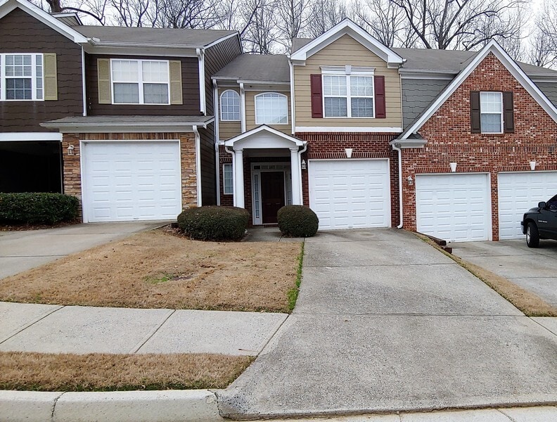 Primary Photo - 2690 Pierce Brennen Ct NE