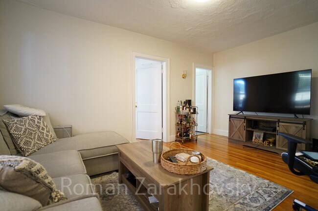 Photo - 431 Broadway Apartment