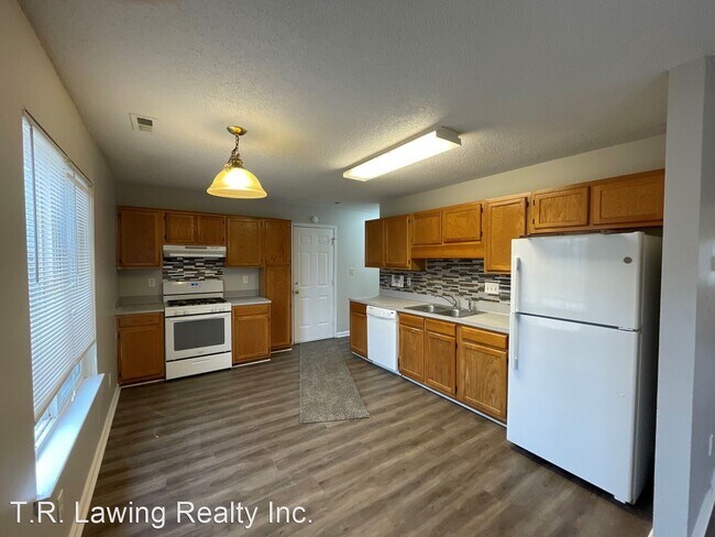 Building Photo - 4 br, 2.5 bath House - 6021 Black Bear Court