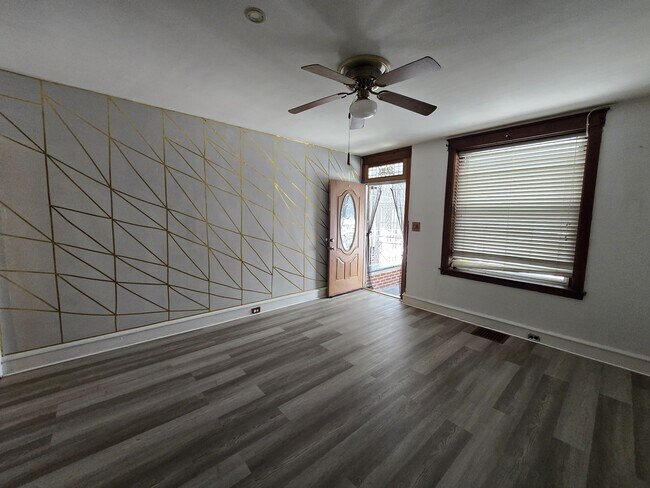 Foto del edificio - 1251 N 11th St
