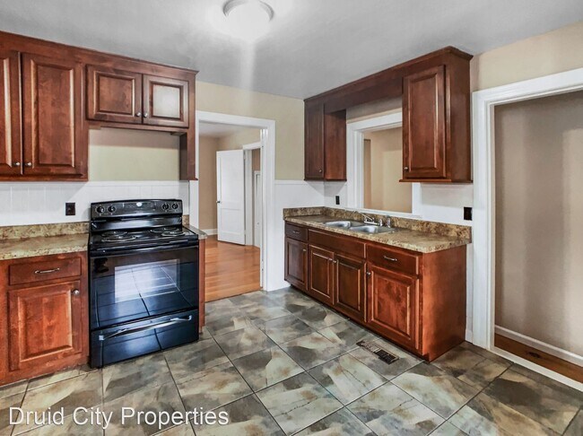 Building Photo - 3 br, 2 bath House - 1517 17th Ave E