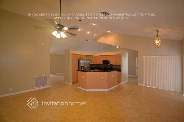 Foto del edificio - 126 NW 164th Ave