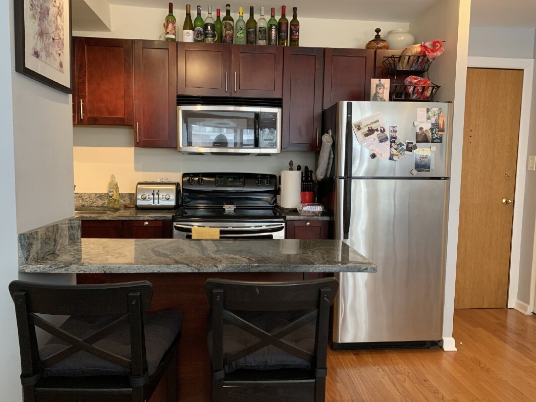 Photo - 4180.5 North Marine Drive, Unit 1405