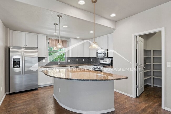 Building Photo - 3 bedroom, 2.5 bath Low-Maintenance Living with Mountain Views in Indigo Ranch