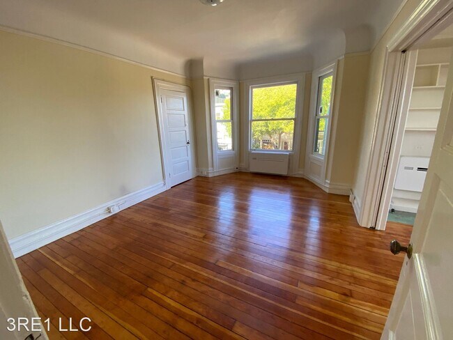 Foto del edificio - 300 Precita Ave