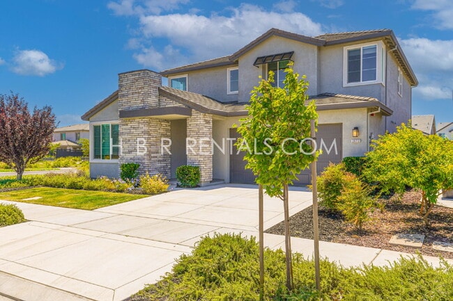 Building Photo - 2972 Tacoma Dr