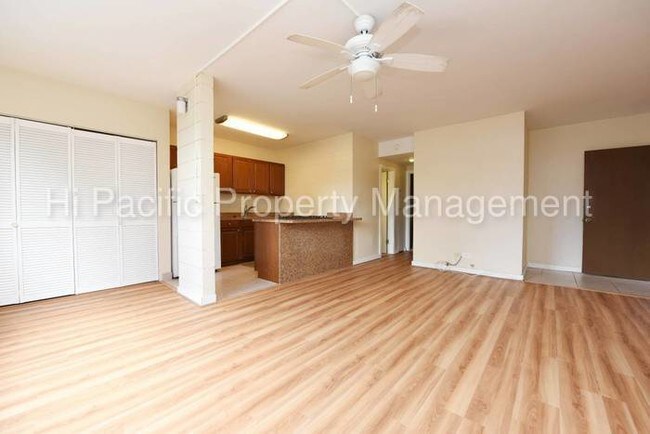 Building Photo - 2050 Nuuanu Ave