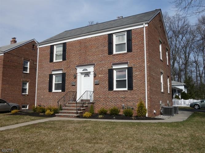 Primary Photo - 215 New St
