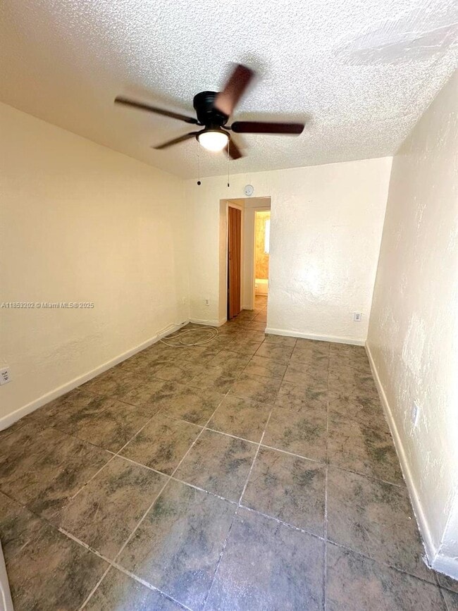 Building Photo - 840 NW 70th St