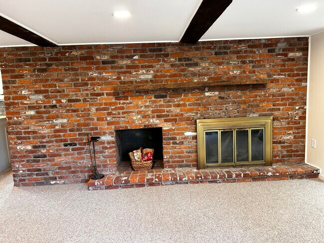 Foto del edificio - 1201 S 24th St