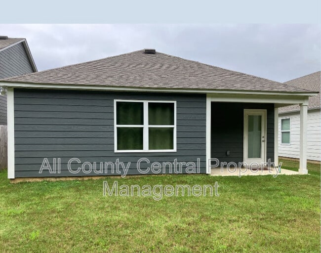 Foto del edificio - 135 River Birch Ln