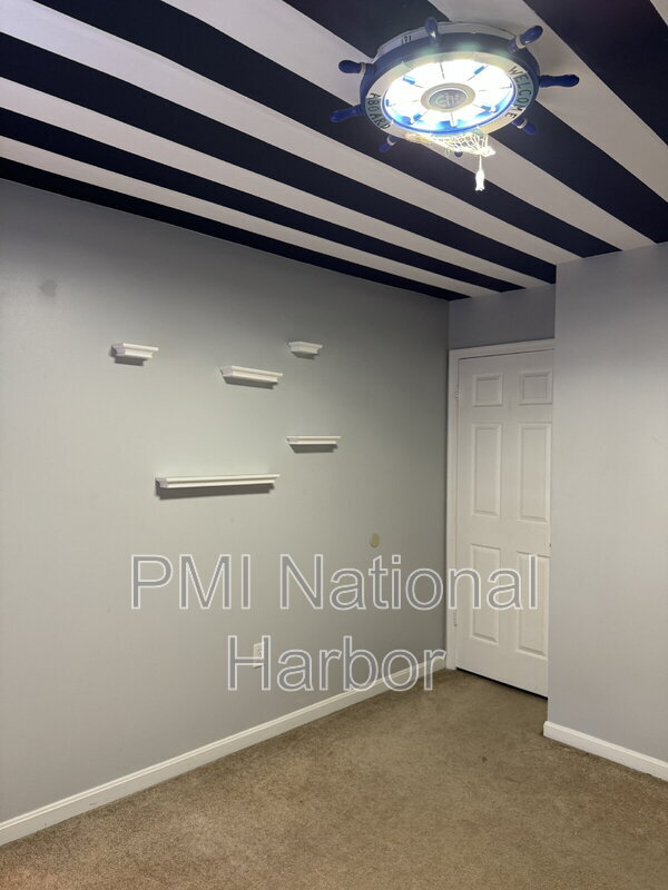 Foto del edificio - 10713 Wembrough Pl