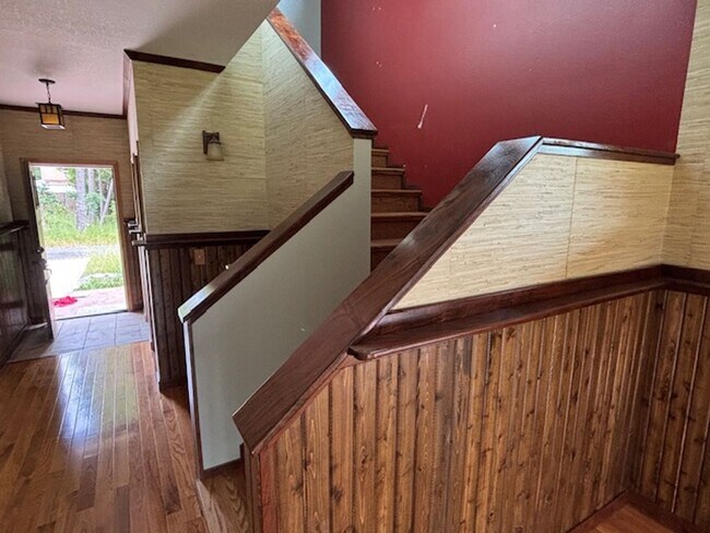 Foto del edificio - Stunning 3-Bed, 2.5-Bath Country Home on 3...