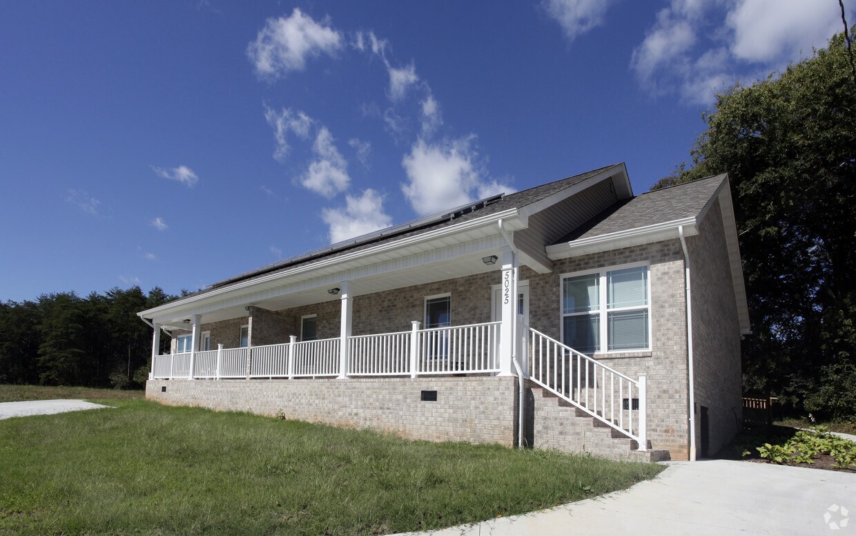 5025 Rutledge Pike, Rutledge, TN 37861 Apartments in Rutledge, TN